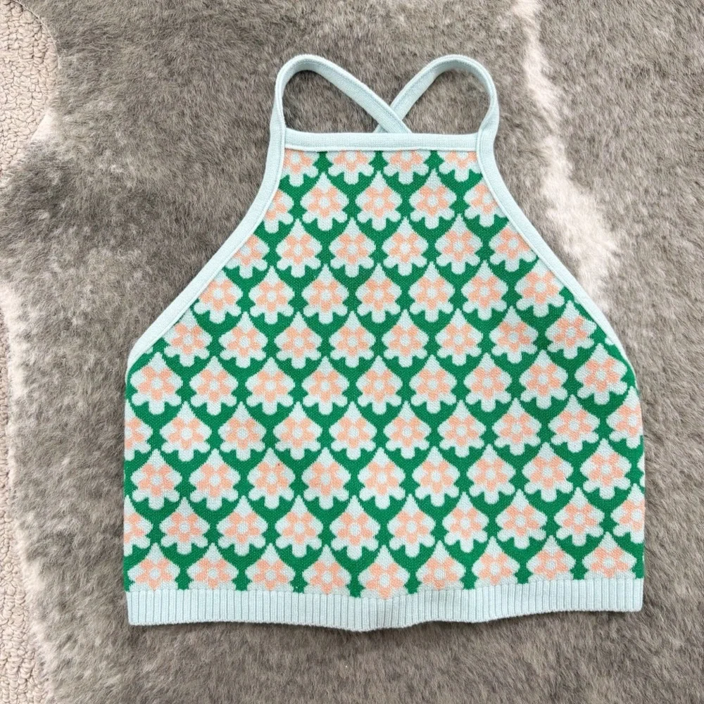 Debut High Neck Floral Crop Top Small - Picture 2 of 9